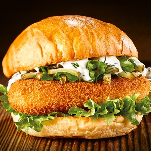 ساندویچ شنیسل سوخاری 